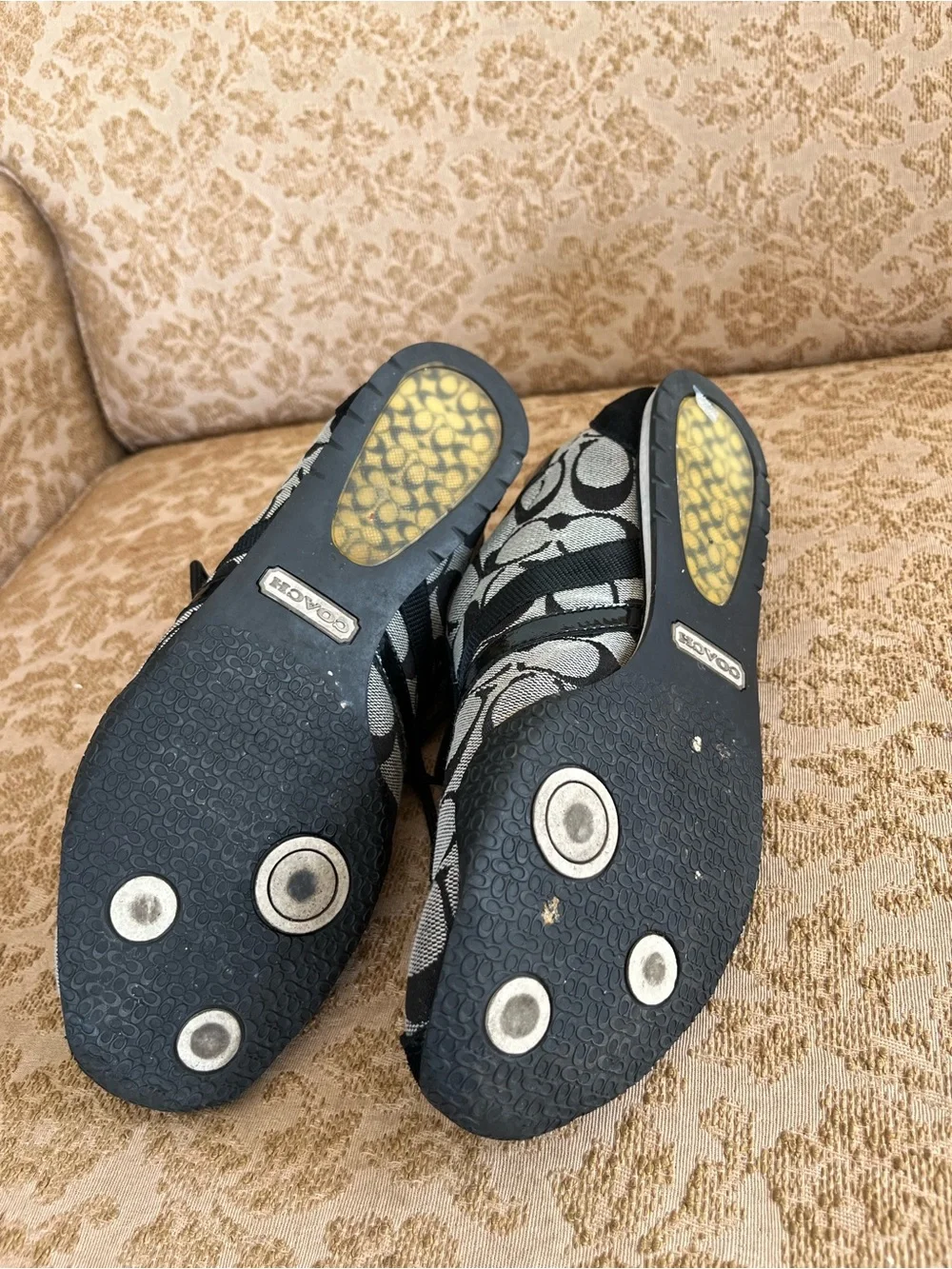 COACH Katelyn Sneakers size 8 classic monogram print black